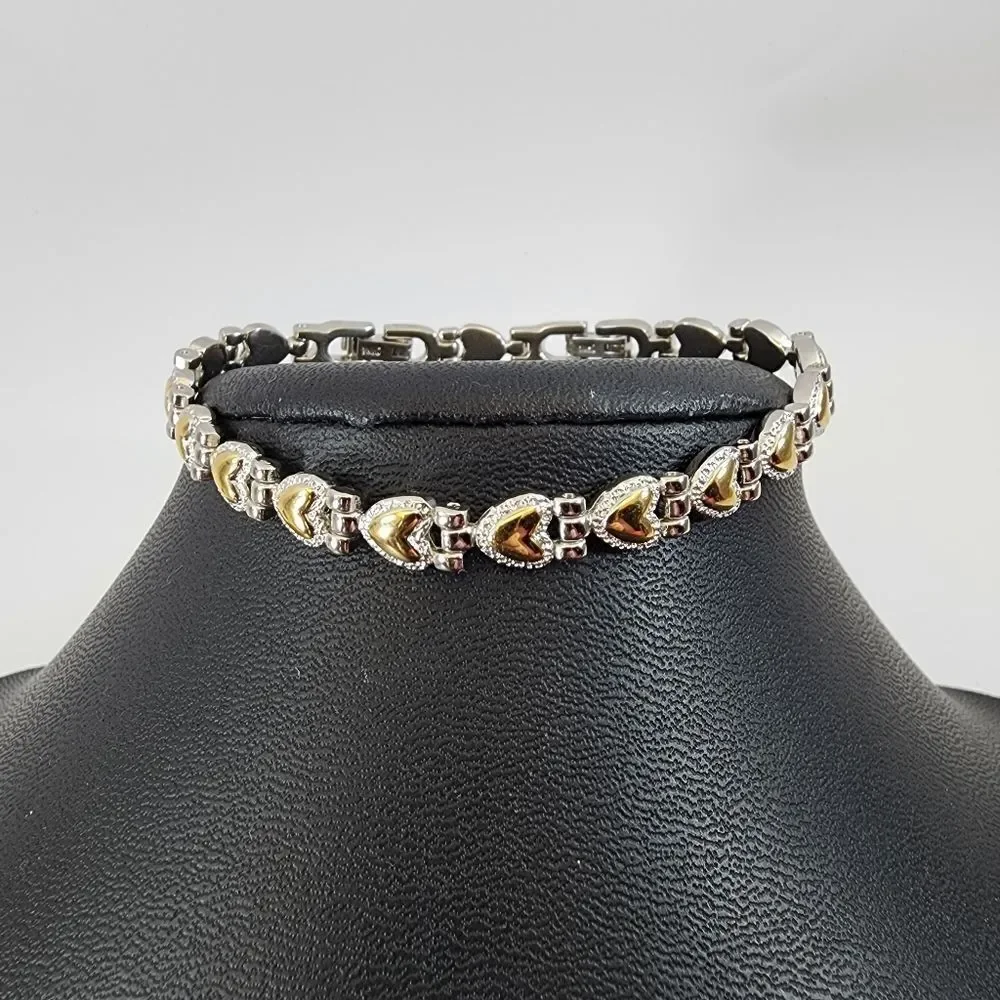 Beautiful hearty two toned heart bracelet - Picture 2 of 4